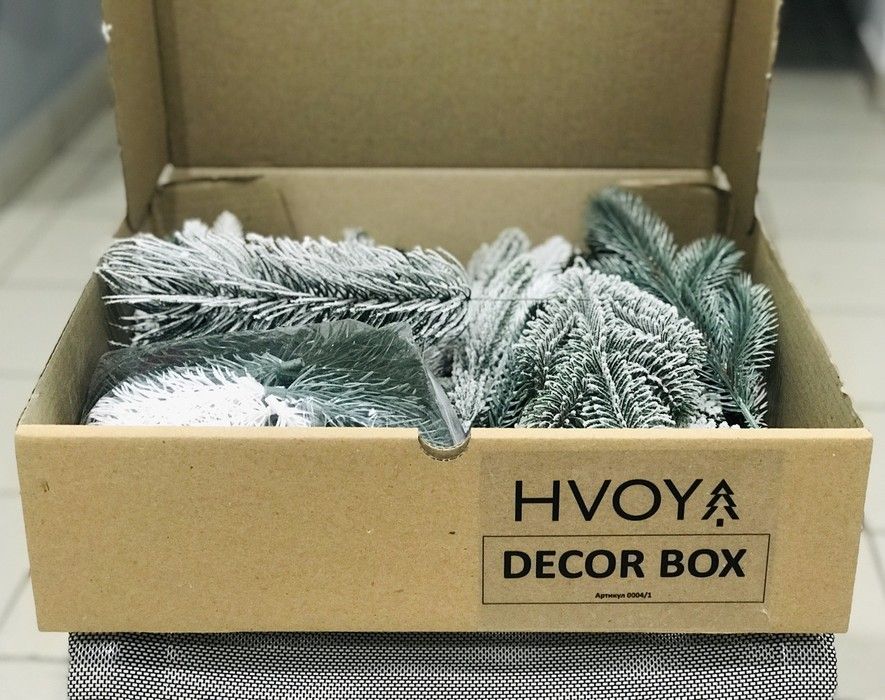 Набір хвойних литих гілочок Decor Box (84 елементи) 0004/1 фото
